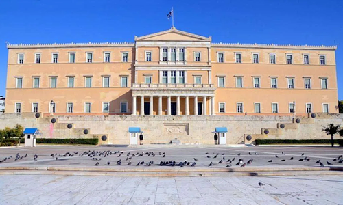Ψηφίστηκε στη Βουλή το ν/σ για τις Ένοπλες Δυνάμεις