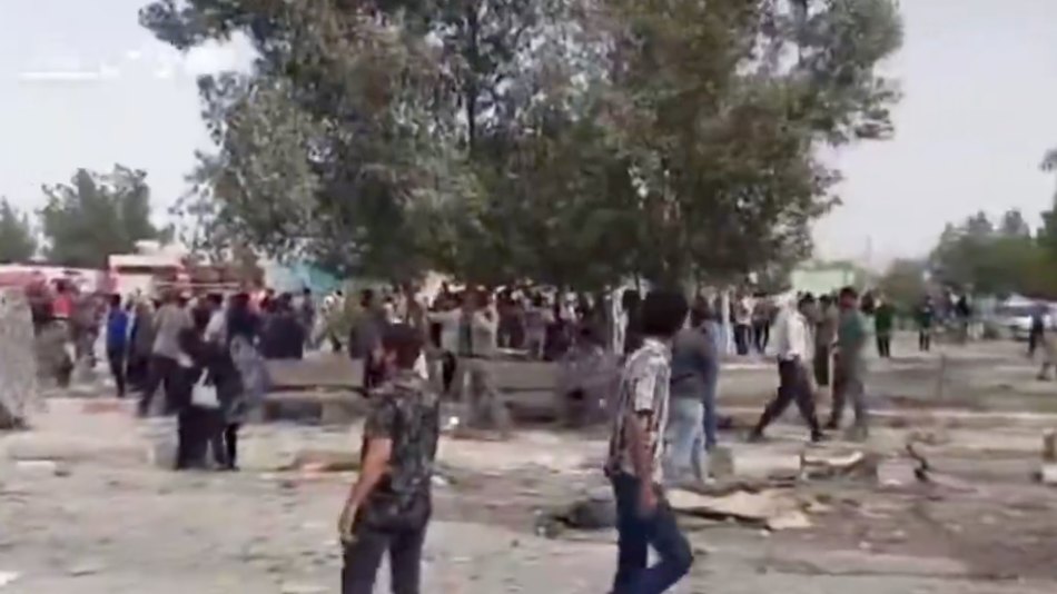 Σοκ από βομβαρδισμό σχολείου στο Ιράν με θύματα παιδιά: Τουλάχιστον 51 νεκροί και 60 τραυματίες