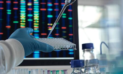 Γενετικό τεστ υπόσχεται να μειώσει τη χημειοθεραπεία για γυναίκες με καρκίνο του μαστού