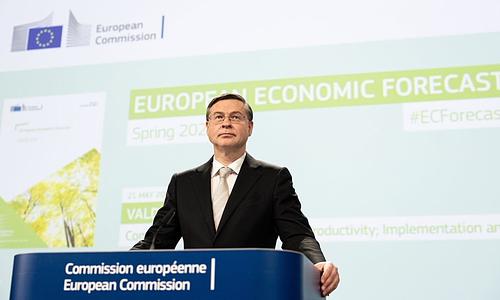 Αρνητικές οικονομικές προοπτικές για την Ευρώπη: Σημαντική αύξηση του πληθωρισμού και επιβράδυνση ανάπτυξης έως το 2026