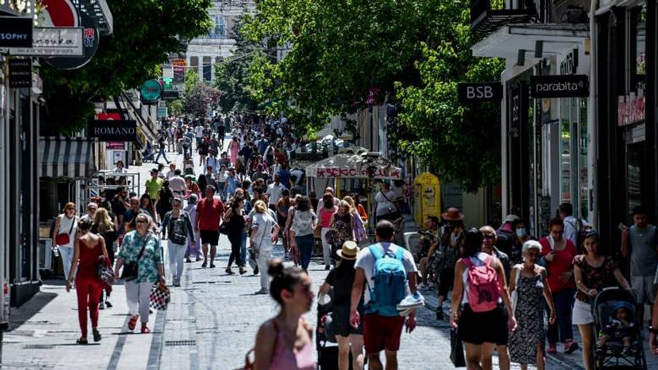 Ανησυχίες της νέας γενιάς: Ακρίβεια, στέγαση και ψυχική επιβάρυνση κυριαρχούν