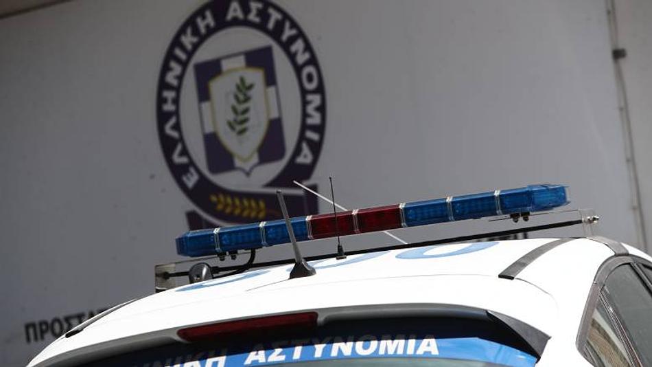 Θύμα ενδοοικογενειακής βίας η γυναίκα που επιτέθηκε στον σύντροφό της, υποστηρίζει η συνήγορος της