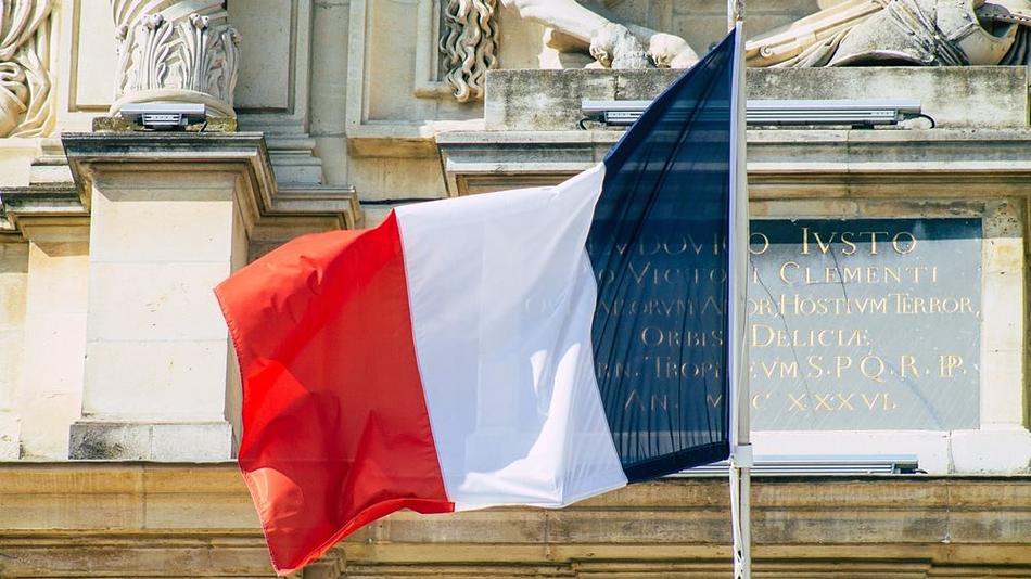 Ασθενείς δείκτες επιχειρηματικής εμπιστοσύνης στη Γαλλία λόγω πολέμου και ανεργίας