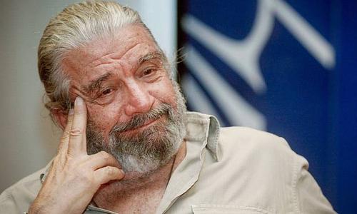Αποχαιρετισμός στον Άγγελο Αντωνόπουλο: Ένας σπουδαίος καλλιτέχνης του ελληνικού κινηματογράφου φεύγει από τη ζωή στα 94 του χρόνια