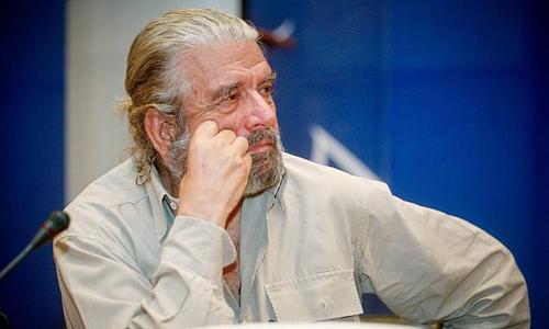 Η ζωή και η καριέρα ενός εμβληματικού ηθοποιού στο ελληνικό θέατρο