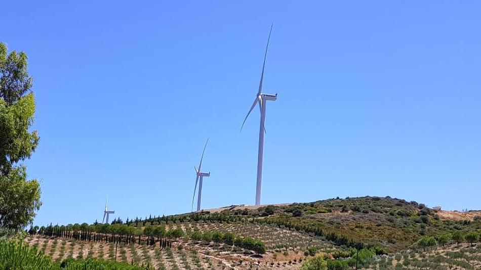 Σύλληψη μελών εγκληματικής οργάνωσης για κλοπές σε αιολικά πάρκα στην Εύβοια