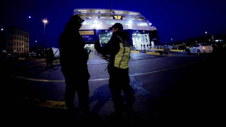 Συναγερμός στο Λιμάνι του Λαυρίου λόγω απειλής εκρηκτικού μηχανισμού σε επιβατηγό πλοίο