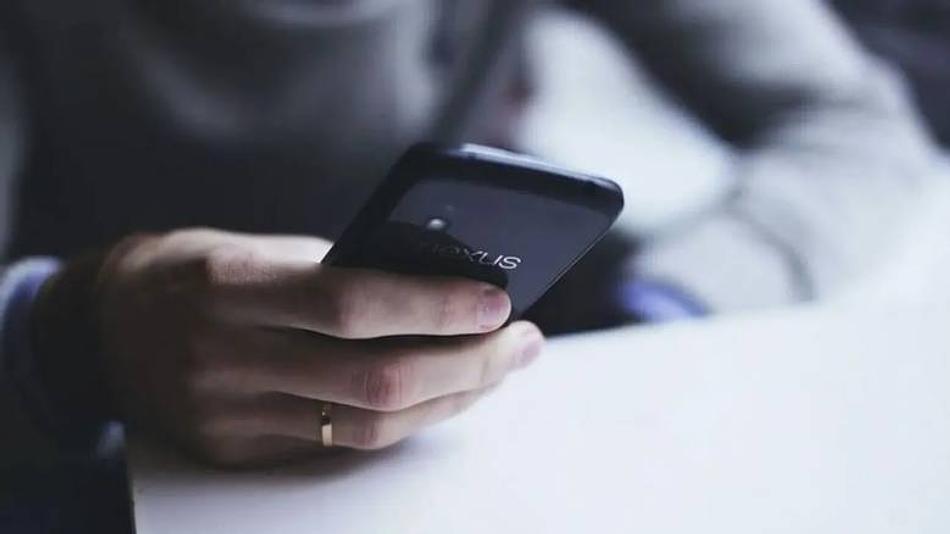 Συνελήφθη «εισπράκτορας» συμμορίας που εξαπατούσε ηλικιωμένους στην Αθήνα