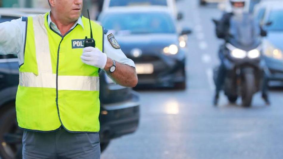 Τροχαίο ατύχημα με τέσσερις ελαφρά τραυματίες και αδιευκρίνιστες συνθήκες