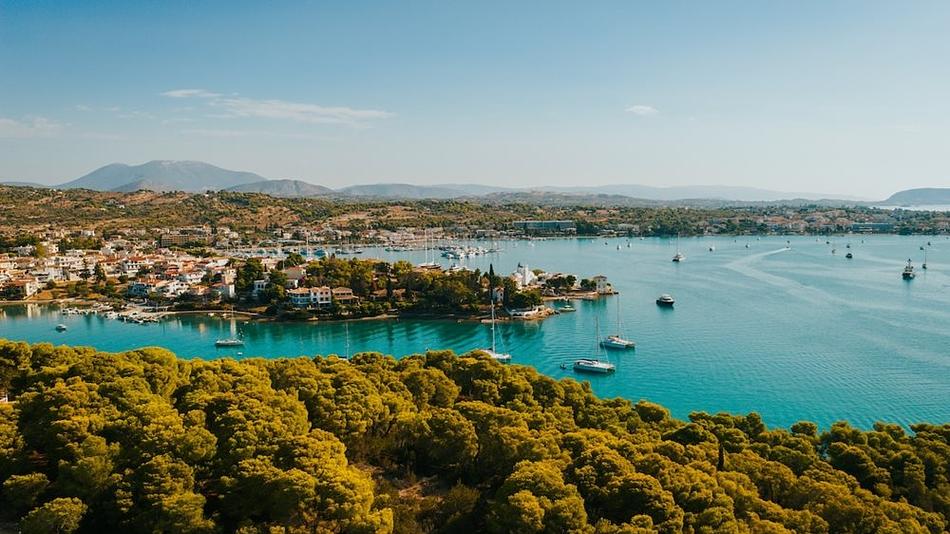 Πόρτο Χέλι: Νέα εποχή ανάπτυξης με επενδύσεις άνω του 1 δισ. ευρώ στον τομέα της πολυτέλειας