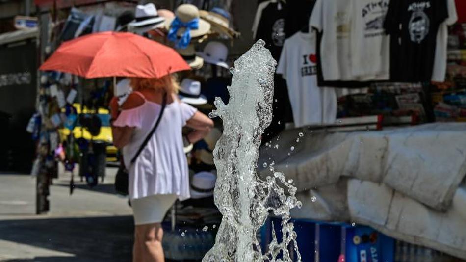 Προειδοποίηση για καύσωνα και μέτρα προστασίας από το ΕΚΑΒ και ΕΣΥ