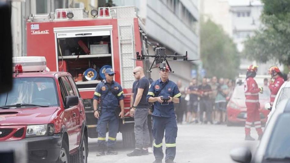 Δυνάμεις Πυροσβεστικής και Ε.Μ.Α.Κ. σε επιφυλακή για επιχείρηση διάσωσης