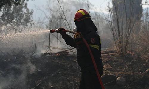 Πυρκαγιά σε Δυτική Αττική: Εκκενώνονται περιοχές και ισχύουν κυκλοφοριακές ρυθμίσεις
