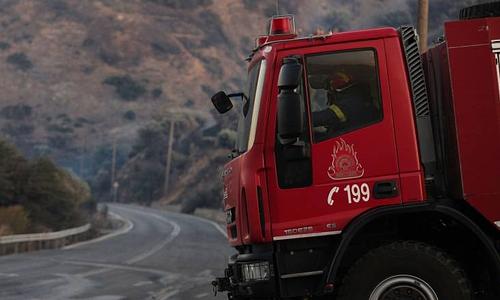 Δασική πυρκαγιά ξέσπασε στην περιοχή Σκάλωμα της Φωκίδας, κινητοποιούνται οι Αρχές