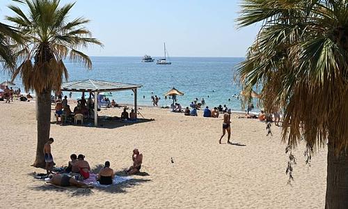 Ηλιοφάνεια και άνοδος της θερμοκρασίας σε όλη τη χώρα σήμερα