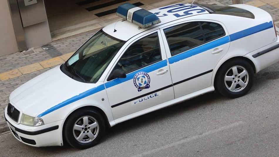 Συνελήφθη γυναίκα για κλοπή 1.000 ευρώ από την προϊσταμένη της