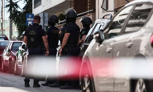 Δραματική ομηρία γυναίκας από τον σύζυγό της στην Σοφοκλέους