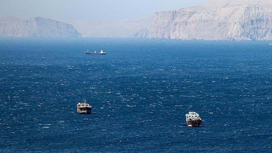 Η ανθεκτικότητα της αγοράς πετρελαίου υπό την απειλή μιας παρατεταμένης σύγκρουσης με το Ιράν