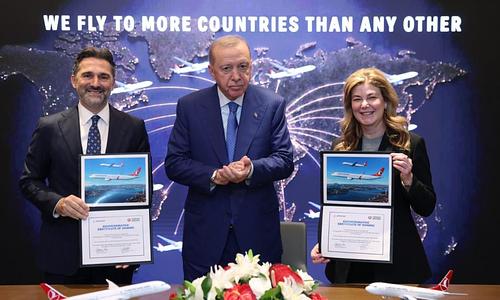 Συμφωνία της Turkish Airlines για 150 νέα αεροσκάφη από την Boeing