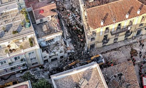 Φονική έκρηξη στην Πλάκα: Τα αίτια και οι μαρτυρίες ειδικών