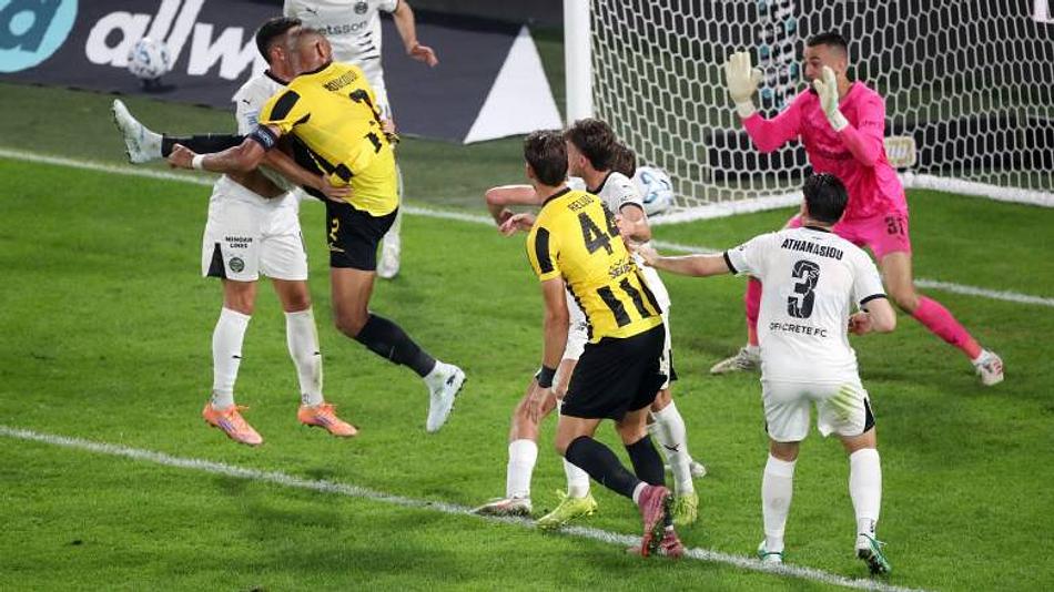 ΑΕΚ: Δυνατή εμφάνιση και νίκη 3-0 επί του ΟΦΗ πριν από τα ματς του Champions League