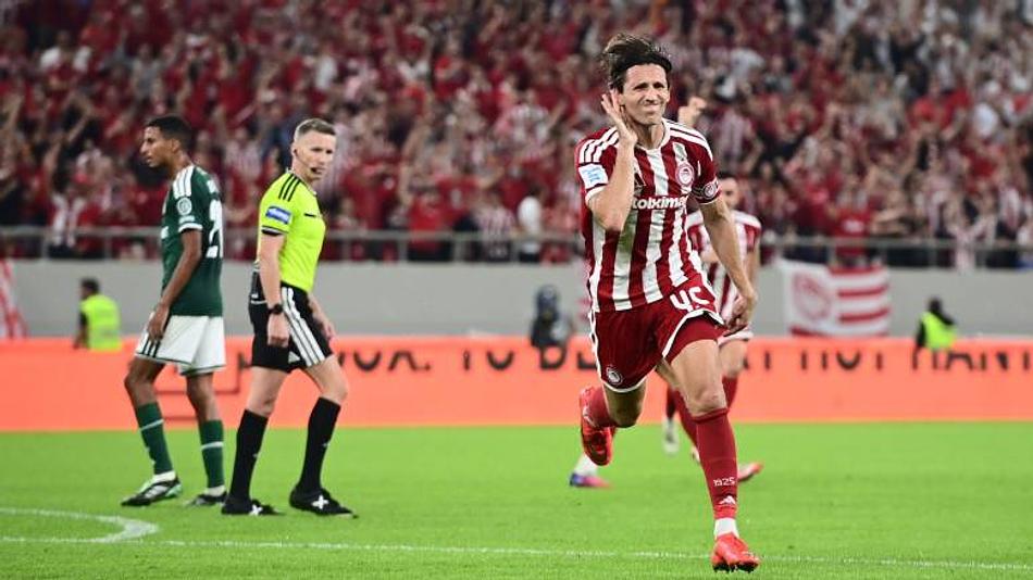 Ολυμπιακός: Νίκη με 1-0 επί του Παναθηναϊκού παρά την αποβολή του Σάλιακα