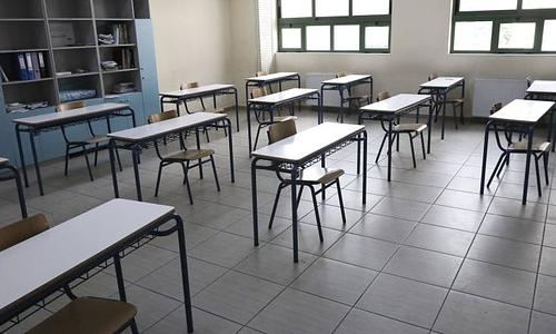 Αναστολή λειτουργίας του Γυμνασίου Βασιλικών λόγω αποκόλλησης επιχρίσματος από την οροφή