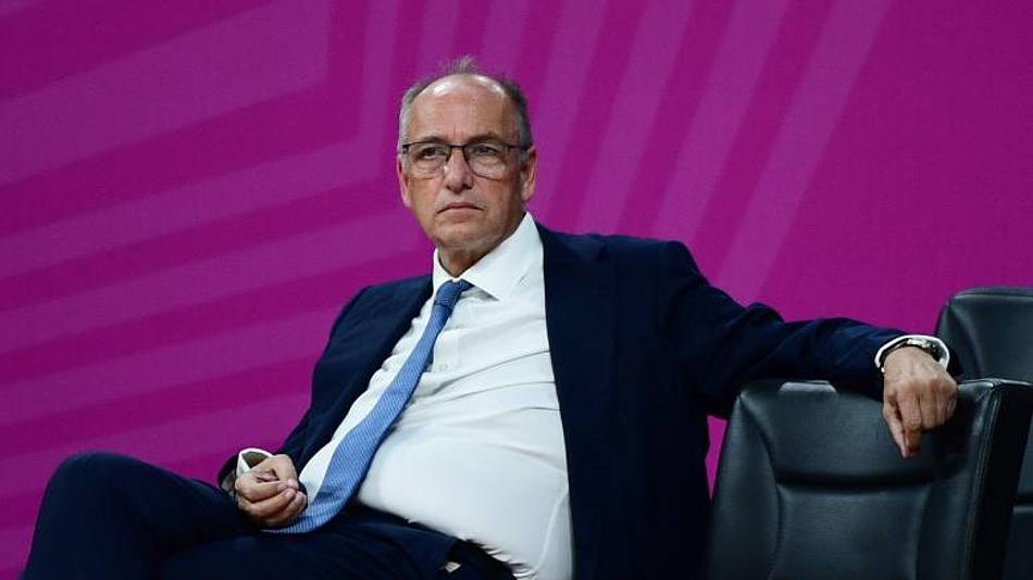 Συνελήφθησαν ο πρόεδρος της Ομοσπονδίας Καλαθοσφαίρισης και πέντε ακόμη άτομα για στημένα παιχνίδια