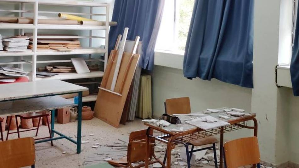 Συνεχίζονται οι εργασίες αποκατάστασης στο Γυμνάσιο Βασιλικών μετά τον τραυματισμό μαθητή