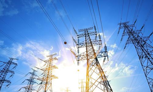 Σημαντική πτώση της χονδρικής τιμής ηλεκτρικής ενέργειας για αύριο, παραμένει σε υψηλά επίπεδα