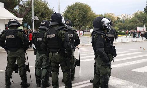 Επεισόδια και ένταση στη Θεσσαλονίκη μετά από συγκέντρωση αντιεξουσιαστών