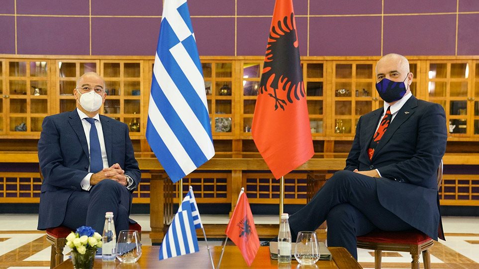 Ελλάδα – Αλβανία πάνε στη Χάγη για τις θαλάσσιες ζώνες