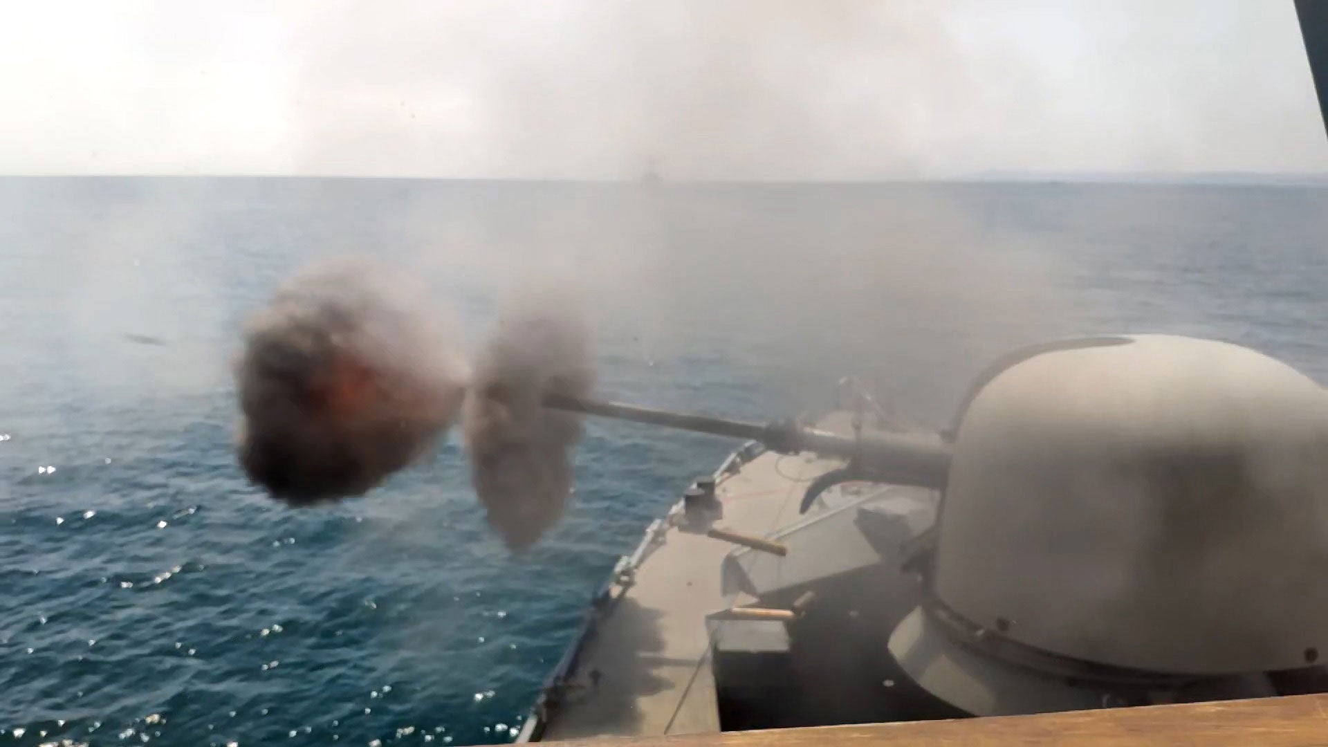 Eπιθετικές κινήσεις των Τούρκων: Πολεμικά πλοία στρέφουν τα πυροβόλα τους εναντίον ελληνικών σκαφών – Σε σημεία κλειδιά οι «φονιάδες» του Αιγαίου!