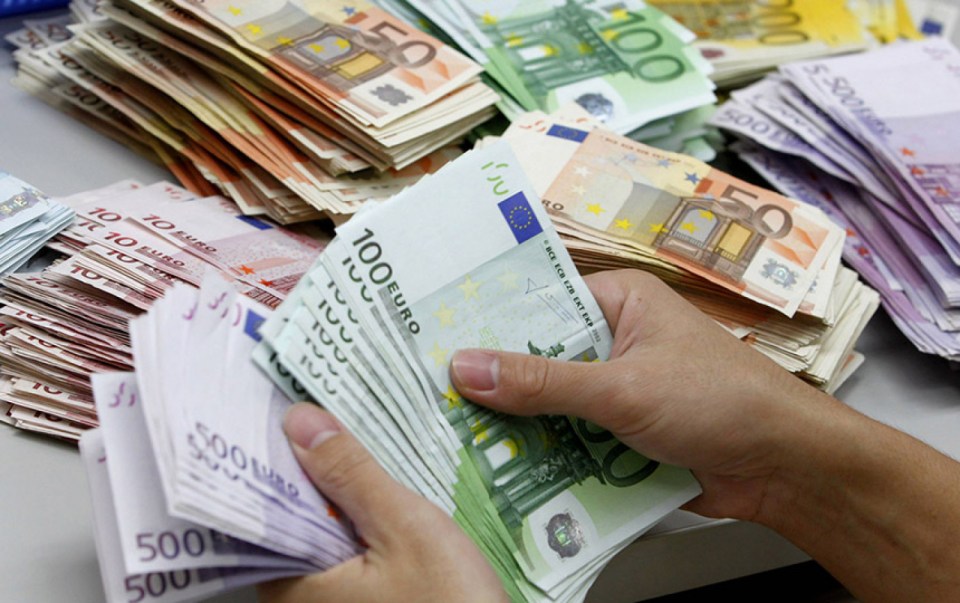 Ξεπερνούν τα 11 δισ. ευρώ οι προσφορές για το 10ετές ομόλογο