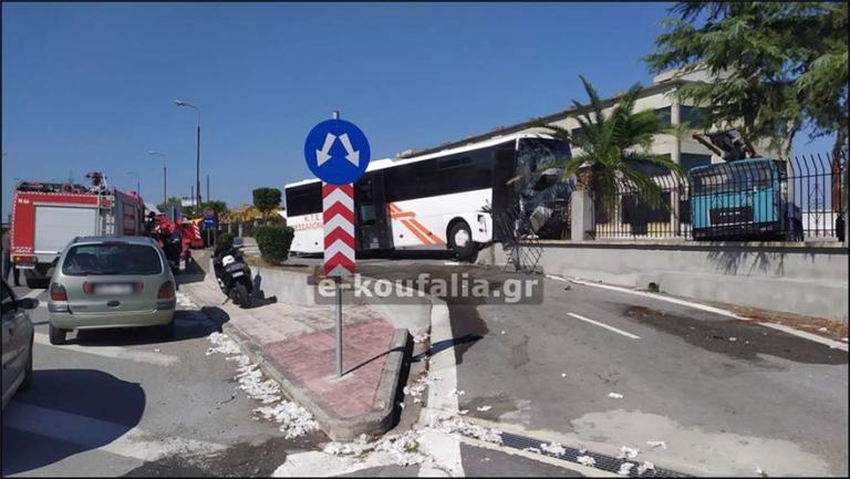 Θεσσαλονίκη: Ατύχημα με λεωφορείο των ΚΤΕΛ – Δώδεκα τραυματίες! (ΦΩΤΟ&ΒΙΝΤΕΟ)