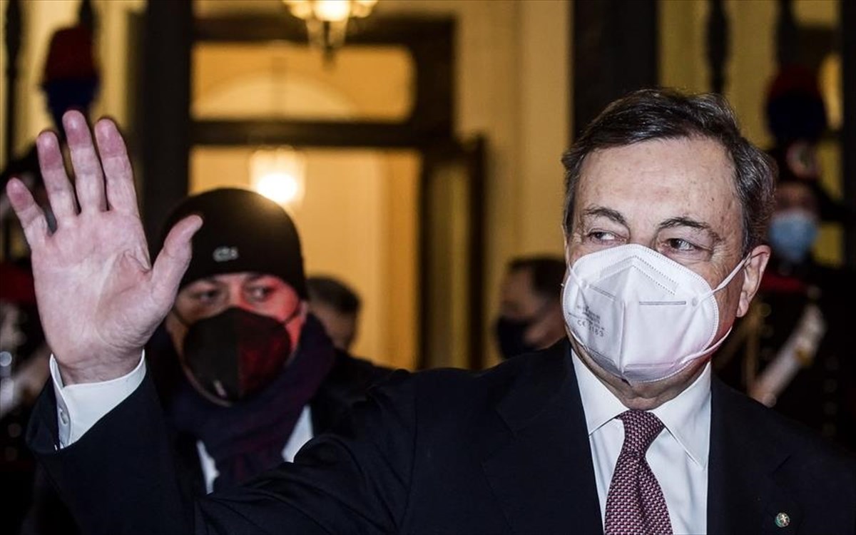Ιταλία: Παραιτείται ο Μάριο Ντράγκι