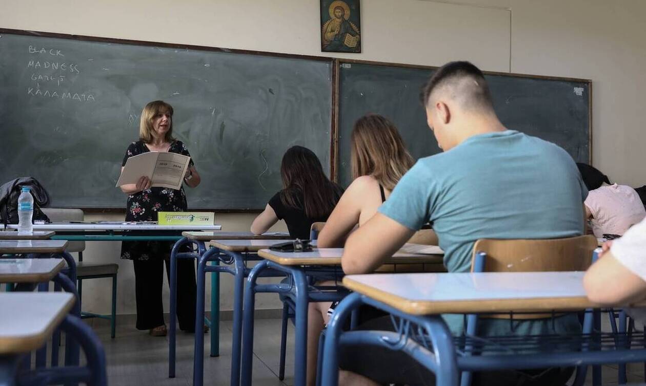 Πανελλήνιες 2021: Ο αριθμός των εισακτέων ανά σχολή και τμήμα – Το πρόγραμμα των εξετάσεων