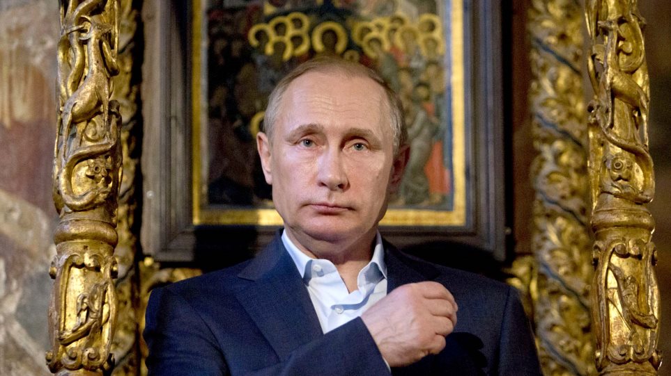 Πούτιν: Για όσο καιρό είμαι πρόεδρος, δεν πρόκειται να υπάρξουν «γονέας ένα» και «γονέας δυο»