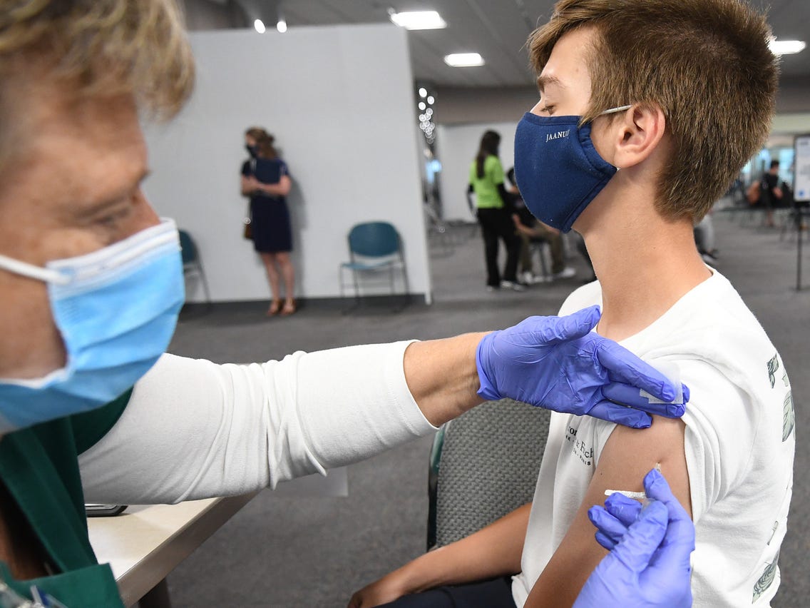 Εμβολιασμός εφήβων: Ανοίγει την επόμενη εβδομάδα η πλατφόρμα για τους 15 -17 ετών