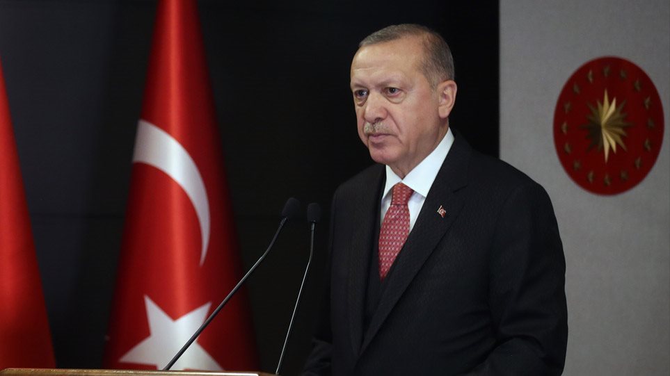Τουρκική λίρα και κορωνοϊός γονατίζουν τον Ερντογάν – Στο χείλος του γκρεμού η Τουρκία!
