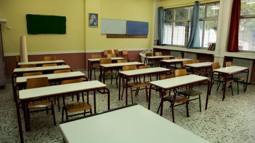 “Σκάσε, ανάπηρη, θα φας σφαλιάρα!” – ΚΑΤΑΓΓΕΛΙΑ για BULLYING 5 καθηγητών σε 15χρονη στην Κέρκυρα! ΑΝΑΤΡΙΧΙΑΣΤΙΚΕΣ ΛΕΠΤΟΜΕΡΕΙΕΣ!